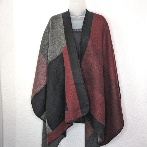 Wrap Blanket Shawl Cape One Size Black Grey Red Color Block Cracker Barrel - Picture 1 of 7